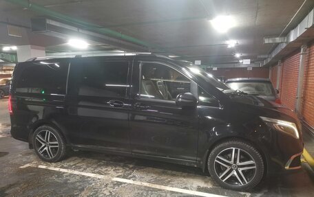 Mercedes-Benz V-Класс, 2021 год, 6 000 000 рублей, 7 фотография
