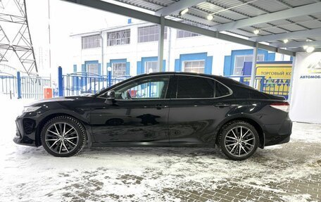 Toyota Camry, 2021 год, 3 199 000 рублей, 2 фотография