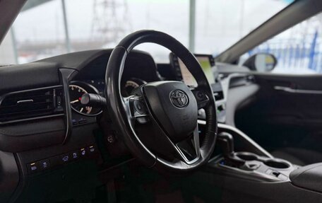 Toyota Camry, 2021 год, 3 199 000 рублей, 13 фотография