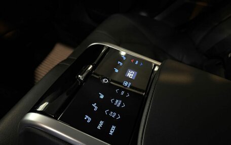 Toyota Camry, 2021 год, 3 199 000 рублей, 26 фотография