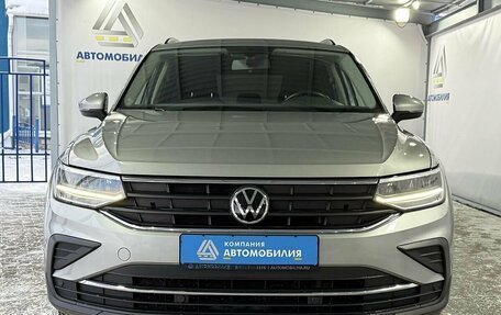 Volkswagen Tiguan II, 2021 год, 2 499 000 рублей, 8 фотография