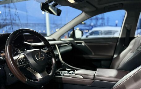 Lexus RX IV рестайлинг, 2018 год, 4 249 000 рублей, 10 фотография