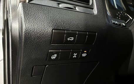 Lexus RX IV рестайлинг, 2018 год, 4 249 000 рублей, 21 фотография