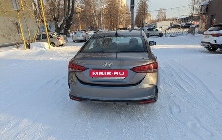 Hyundai Solaris II рестайлинг, 2021 год, 1 380 000 рублей, 3 фотография