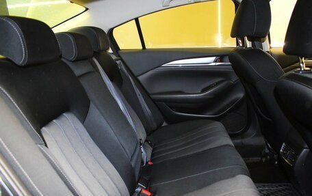 Mazda 6, 2019 год, 2 450 000 рублей, 12 фотография