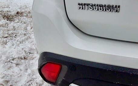 Mitsubishi Outlander III рестайлинг 3, 2018 год, 1 700 000 рублей, 15 фотография