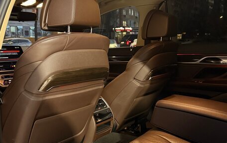 BMW 7 серия, 2017 год, 3 500 000 рублей, 14 фотография