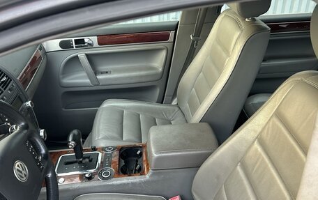 Volkswagen Touareg III, 2003 год, 550 000 рублей, 13 фотография