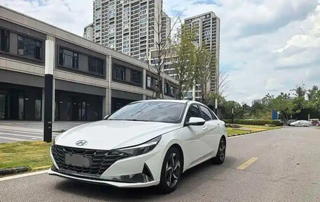 Hyundai Elantra, 2022 год, 1 560 000 рублей, 1 фотография