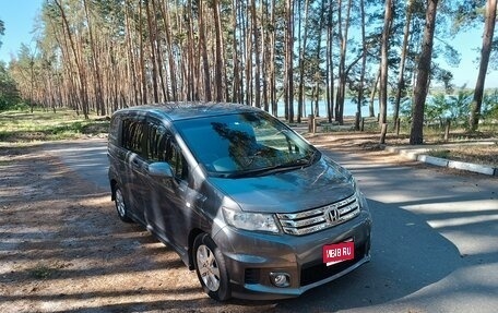 Honda Freed I, 2011 год, 1 150 000 рублей, 1 фотография