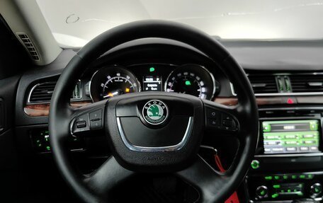 Skoda Superb III рестайлинг, 2010 год, 591 000 рублей, 11 фотография