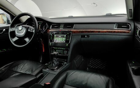 Skoda Superb III рестайлинг, 2010 год, 591 000 рублей, 13 фотография