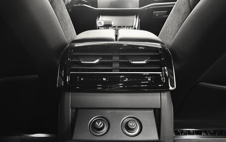 Audi A8, 2021 год, 7 200 000 рублей, 14 фотография