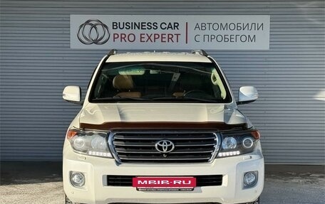 Toyota Land Cruiser 200, 2015 год, 4 795 000 рублей, 3 фотография