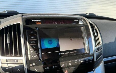 Toyota Land Cruiser 200, 2015 год, 4 795 000 рублей, 18 фотография