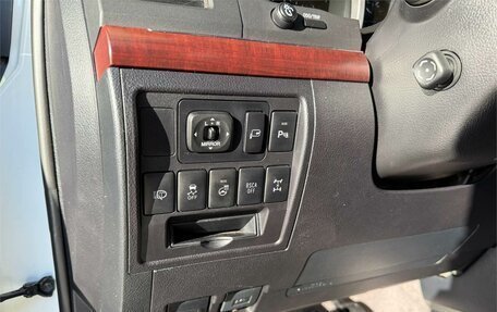 Toyota Land Cruiser 200, 2015 год, 4 795 000 рублей, 23 фотография