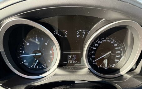 Toyota Land Cruiser 200, 2015 год, 4 795 000 рублей, 21 фотография