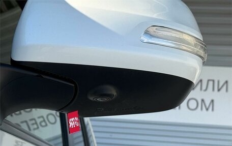 Toyota Land Cruiser 200, 2015 год, 4 795 000 рублей, 31 фотография