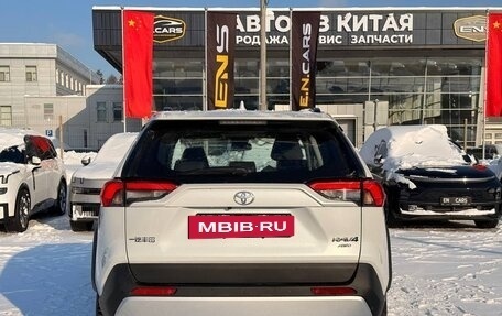 Toyota RAV4, 2025 год, 3 890 000 рублей, 4 фотография