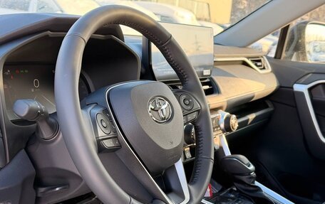 Toyota RAV4, 2025 год, 3 890 000 рублей, 11 фотография