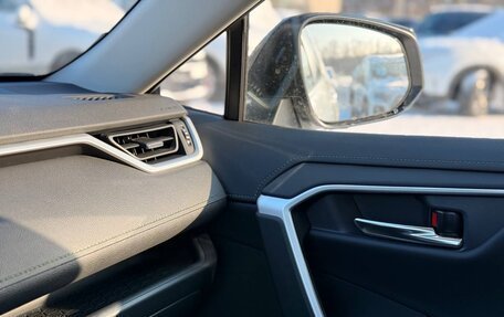 Toyota RAV4, 2025 год, 3 890 000 рублей, 20 фотография