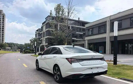 Hyundai Elantra, 2022 год, 1 560 000 рублей, 4 фотография