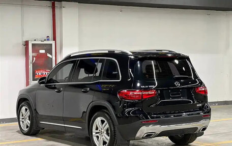 Mercedes-Benz GLB, 2022 год, 2 460 911 рублей, 4 фотография