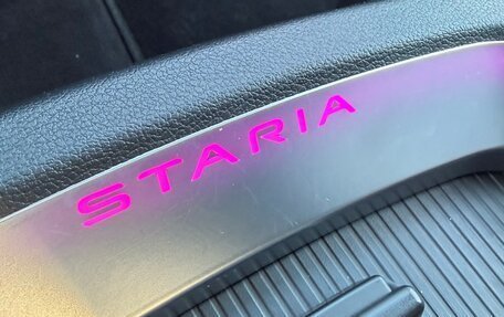 Hyundai Staria, 2021 год, 5 900 000 рублей, 25 фотография