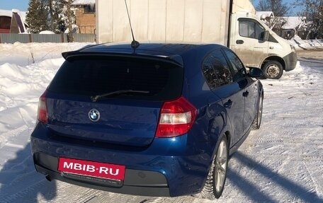BMW 1 серия, 2007 год, 720 000 рублей, 24 фотография