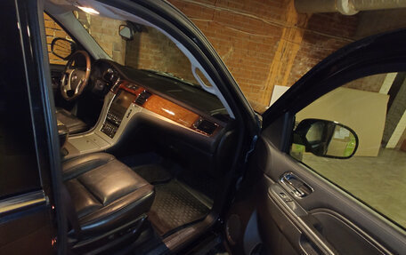 Cadillac Escalade III, 2013 год, 2 990 000 рублей, 23 фотография