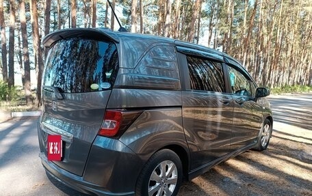 Honda Freed I, 2011 год, 1 150 000 рублей, 4 фотография