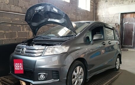 Honda Freed I, 2011 год, 1 150 000 рублей, 11 фотография