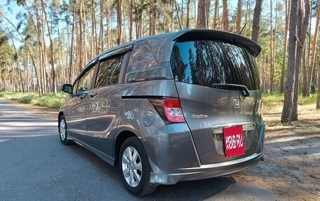 Honda Freed I, 2011 год, 1 150 000 рублей, 3 фотография