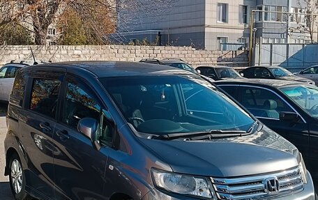 Honda Freed I, 2011 год, 1 150 000 рублей, 16 фотография