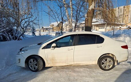 Peugeot 408 I рестайлинг, 2013 год, 330 000 рублей, 3 фотография