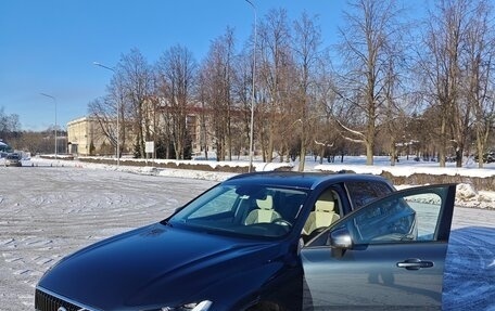 Volvo XC60 II, 2020 год, 3 950 000 рублей, 31 фотография