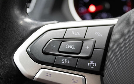 Volkswagen Tiguan II, 2021 год, 2 599 000 рублей, 16 фотография