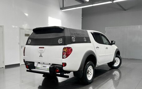 Mitsubishi L200 IV рестайлинг, 2012 год, 1 345 000 рублей, 2 фотография