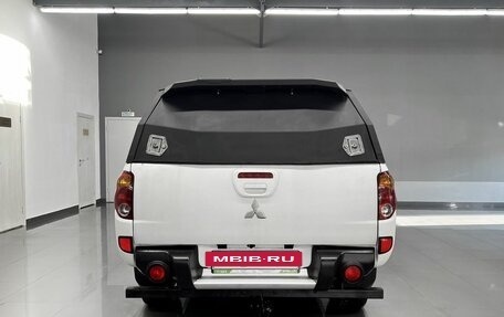 Mitsubishi L200 IV рестайлинг, 2012 год, 1 345 000 рублей, 4 фотография