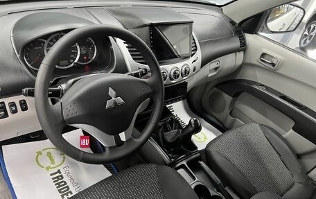 Mitsubishi L200 IV рестайлинг, 2012 год, 1 345 000 рублей, 9 фотография