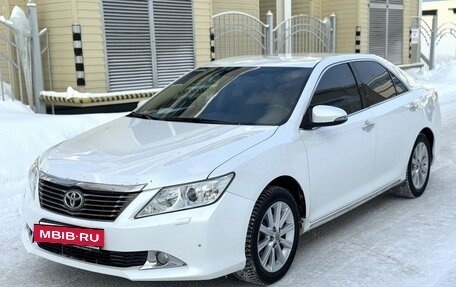 Toyota Camry, 2014 год, 1 700 000 рублей, 3 фотография