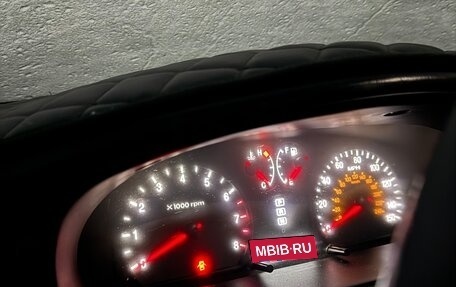 Hyundai Sonata IV рестайлинг, 2002 год, 305 000 рублей, 9 фотография