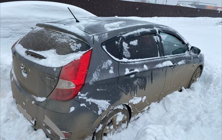 Hyundai Solaris II рестайлинг, 2012 год, 670 000 рублей, 10 фотография