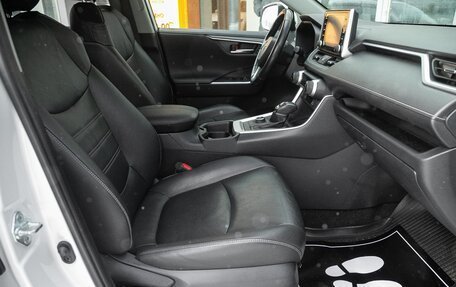 Toyota RAV4, 2020 год, 3 298 000 рублей, 11 фотография