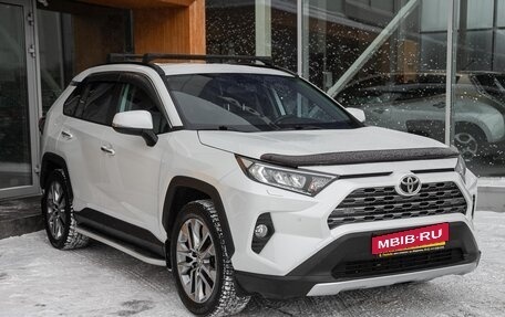 Toyota RAV4, 2020 год, 3 298 000 рублей, 5 фотография