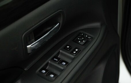 Mitsubishi Outlander III рестайлинг 3, 2015 год, 1 898 055 рублей, 15 фотография