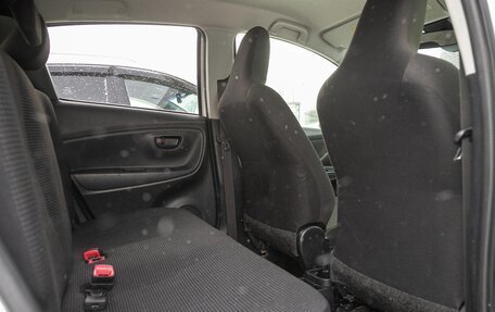 Toyota Vitz, 2019 год, 875 000 рублей, 14 фотография