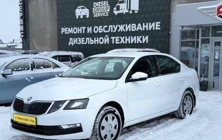 Skoda Octavia, 2020 год, 1 700 000 рублей, 2 фотография