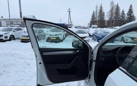 Skoda Octavia, 2020 год, 1 700 000 рублей, 8 фотография