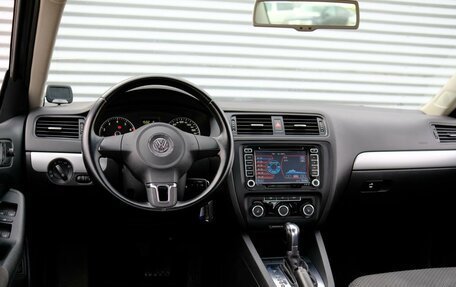 Volkswagen Jetta VI, 2012 год, 978 070 рублей, 6 фотография